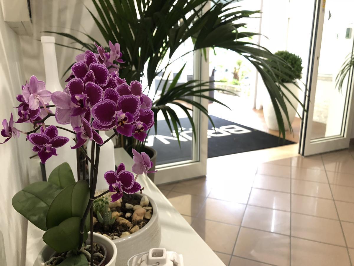 Hotel Bruna B&B Milano Marittima Buitenkant foto
